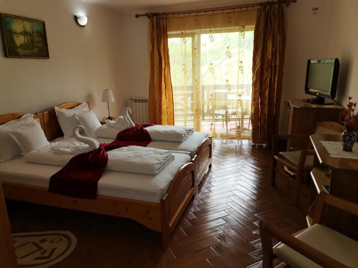 Hotel Wels Baltenii de Sus Екстер'єр фото