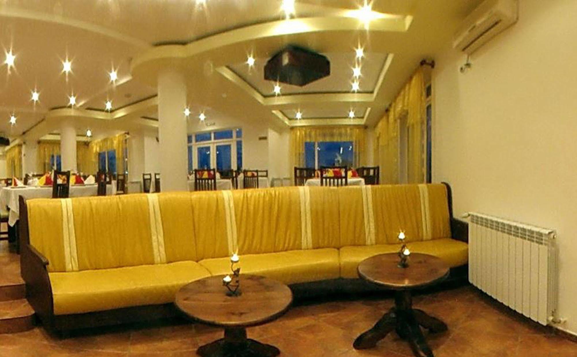 Hotel Wels Baltenii de Sus Екстер'єр фото