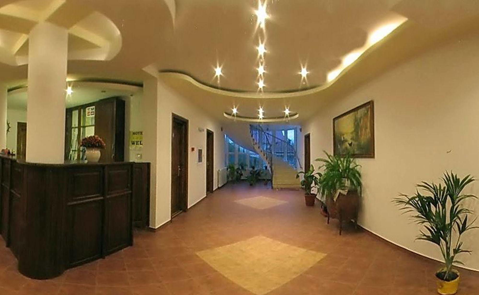 Hotel Wels Baltenii de Sus Екстер'єр фото